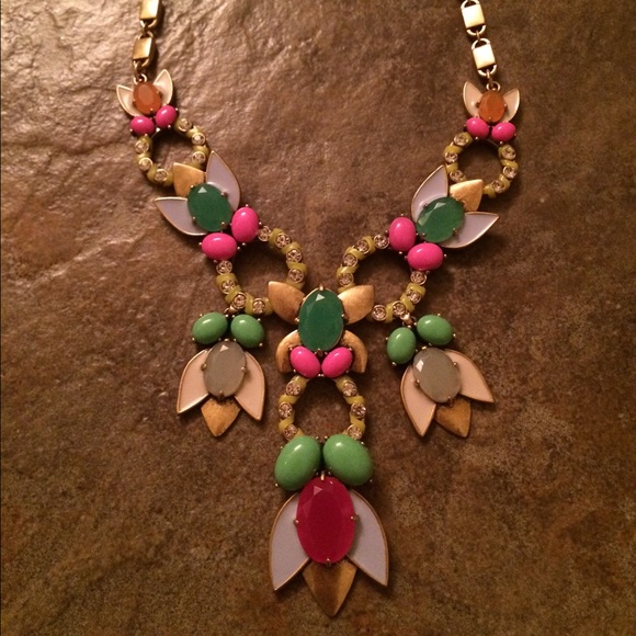 Stella & Dot Tropicana Necklace