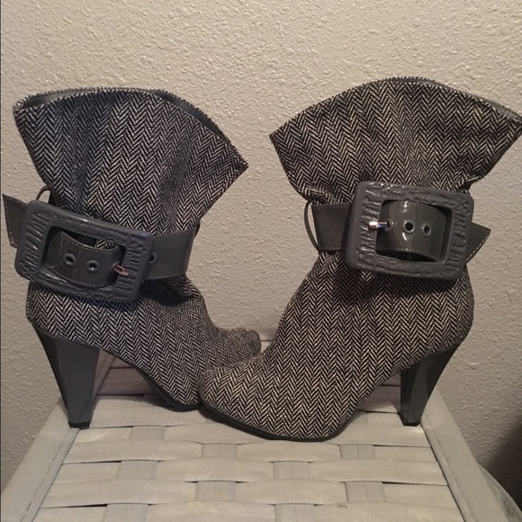 Black n Gray booties