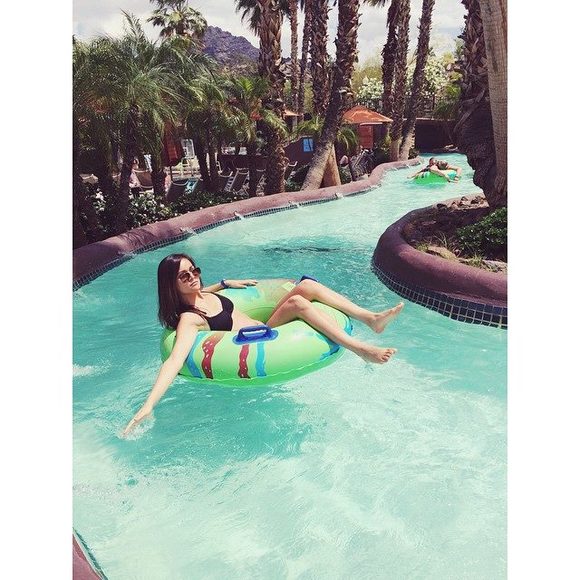 Meet your Posher, Olivia