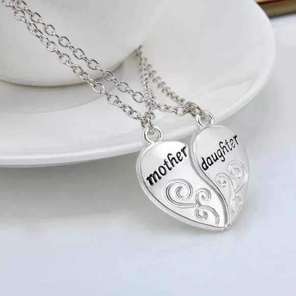 Mother Daughter necklace. NWT
