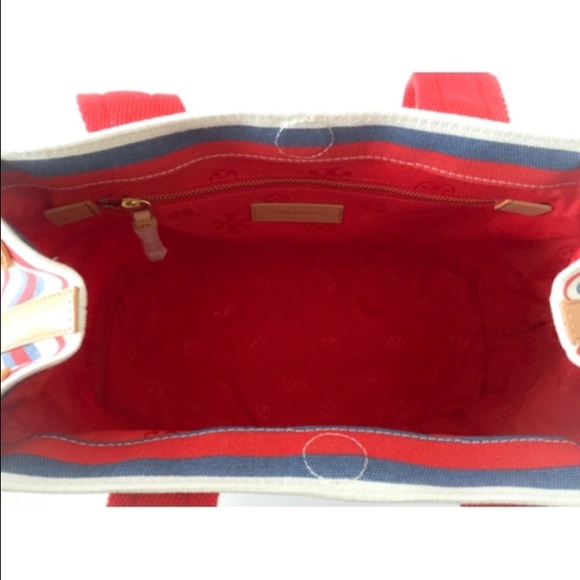 SOLD NWT Tory Burch Printed Canvas East West Tote - Picture 3 of 4