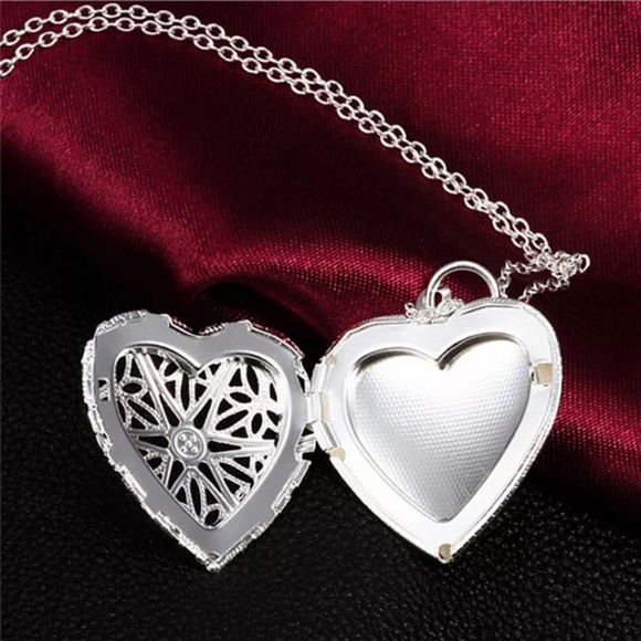 Heart Locket - Picture 2 of 3