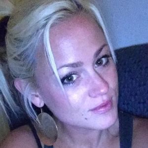 Meet your Posher, Whitney