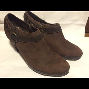 Clarks shoes ,Worn once!