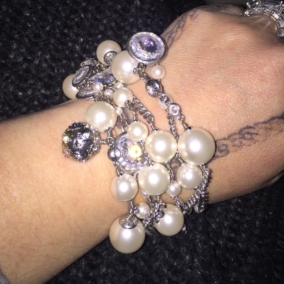 Henry Bendel clasp bracelet