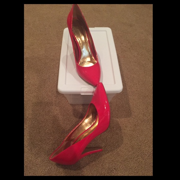 BCBGeneration Shoes - FLASH SALE 💫✨💫✨ BCBGeneration hot red heels