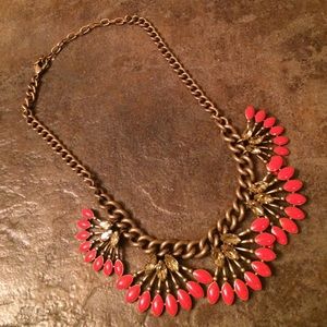 Stella & Dot Coral Cay Necklace