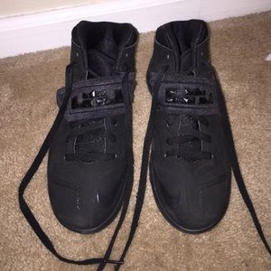 Nike Labron Basketball shoes