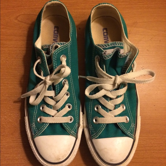 Teal Converse! Size 7