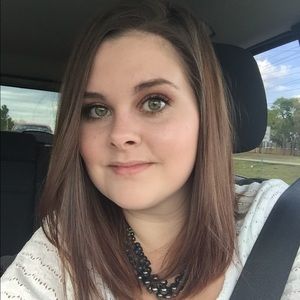 Meet your Posher, Tiffany