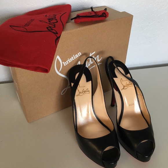 CHRISTIAN LOUBOUTIN
Slingback Peeptoe Pumps