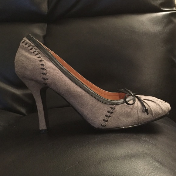 Greg heels - Picture 2 of 3