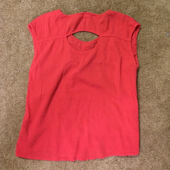 Red patterned blouse - Picture 2 of 2