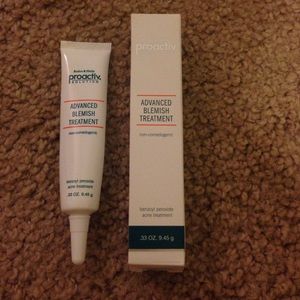 New Proactiv Solutions Advanced Blemish Treatment
