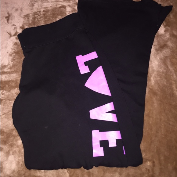 PINK Victoria Secret• Sweats