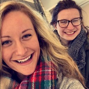 Meet your Posher, Hannah