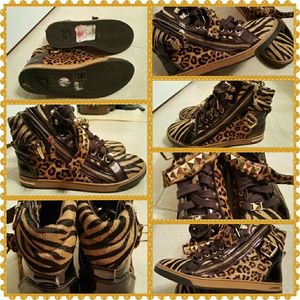 Mk sneakers size 10 brand new never worn