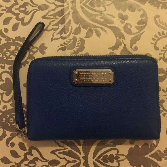 Marc by Marc Jacobs Wristlet -New Q Wingman -blue
