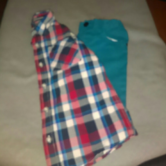 Plaid shirt/jeans