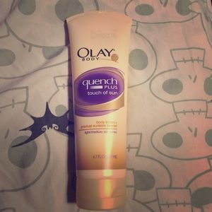 Sunless body lotion tanner