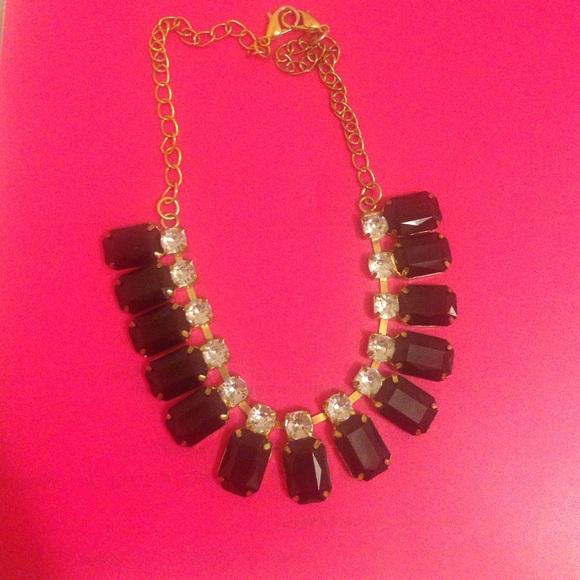 Statement necklace