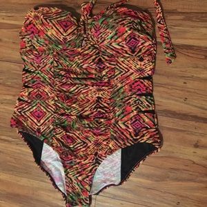 Forever 21 One Piece bathing suit