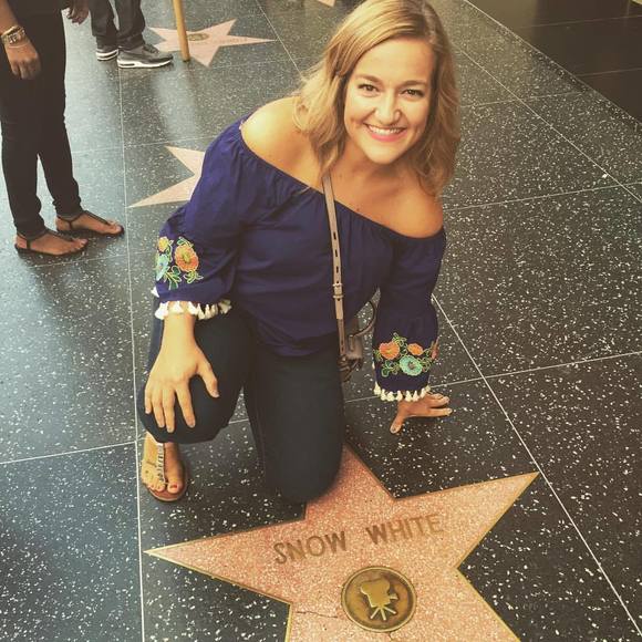 Meet your Posher, Paige - Picture 1 of 1