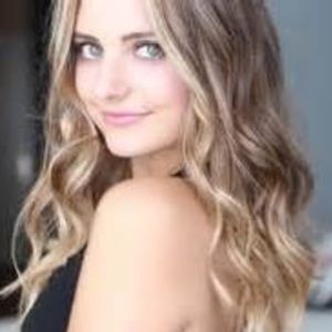 Meet your Posher, Sabrina