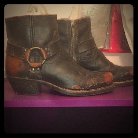 Frye Harness 8R