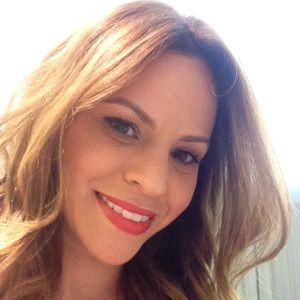 Meet your Posher, Awilda