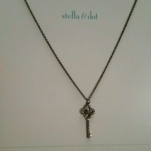 Stella & Dot necklace