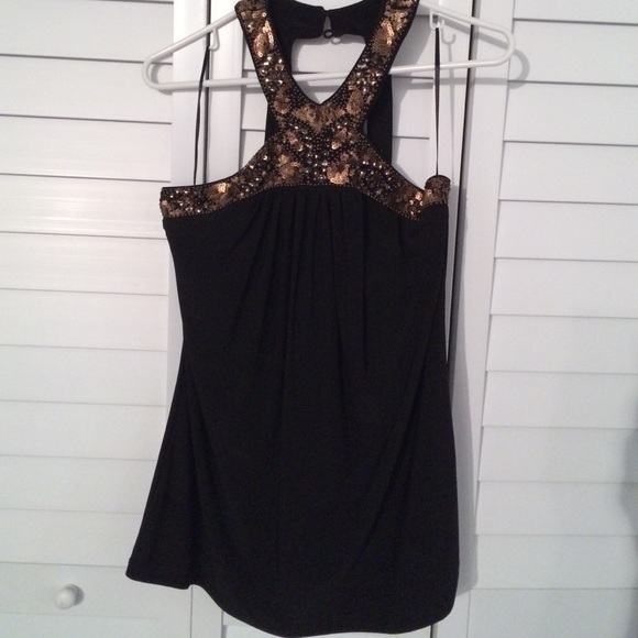 Cache size M black tank top