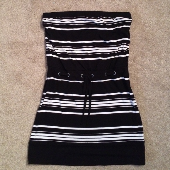 White House Black Market size M sundress