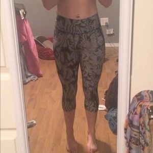 Nike dry fit compression capris -small