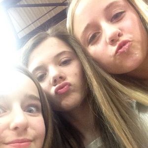 Meet your Posher, Carlie