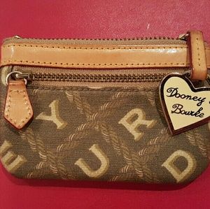 Dooney & Bourke