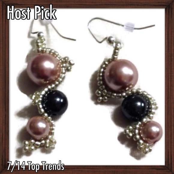 💎HP: "It's A Twista!" Glass Pearl Beading