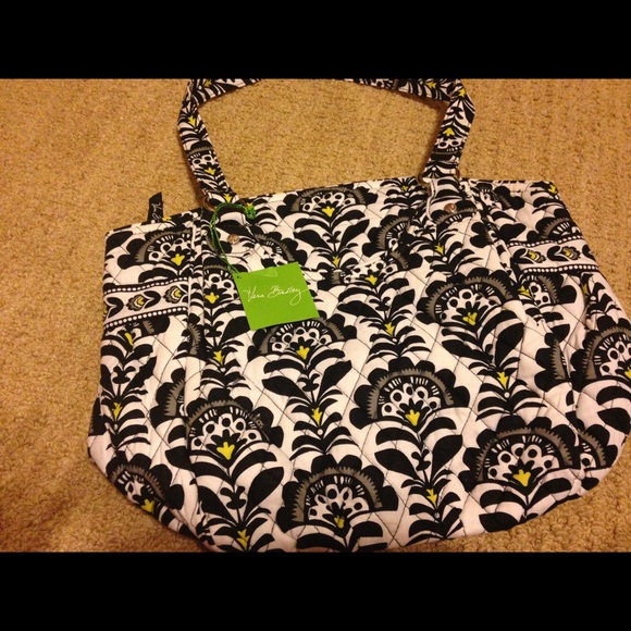 Vera Bradley Handbags - Vera Bradley Fanfare Glenna Tote