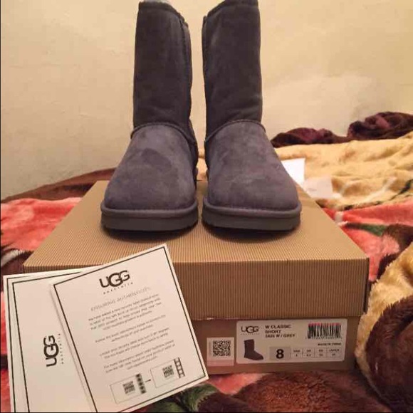 Grey UGG classic short women's