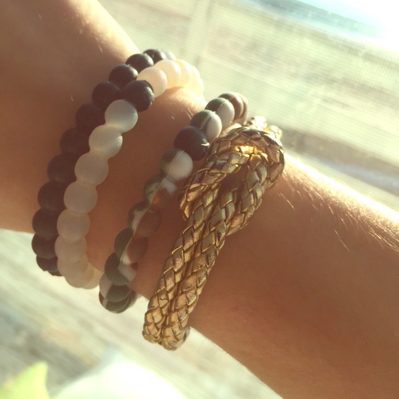 Kiel James Patrick Gold Anchor Bracelet - Picture 1 of 3