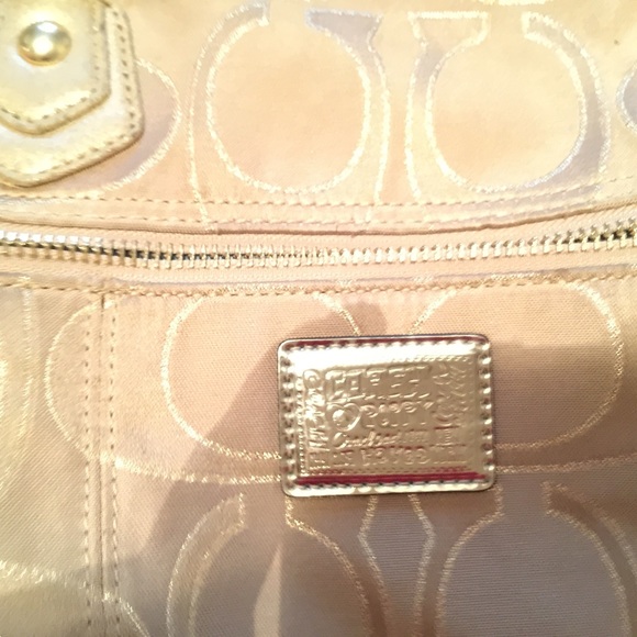 Poppy Coach bag💯authentic - Picture 2 of 4