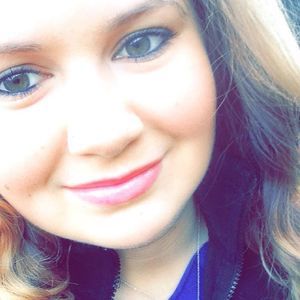 Meet your Posher, Hillary