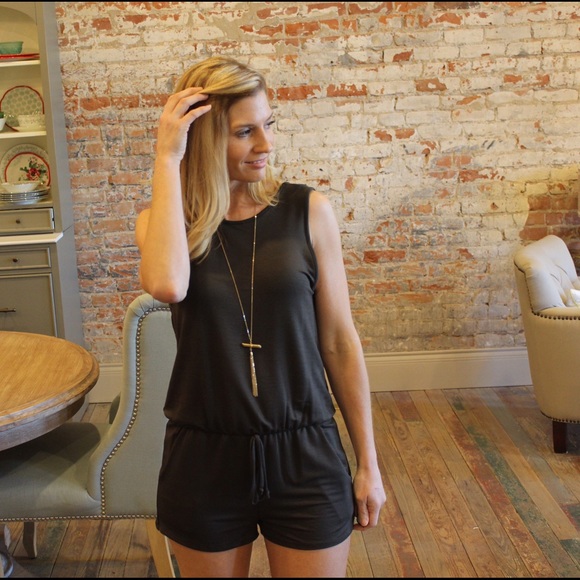 Dark olive knit romper with adjustable waist - Picture 3 of 3