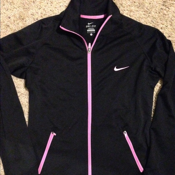 NIKE dri fit jacket