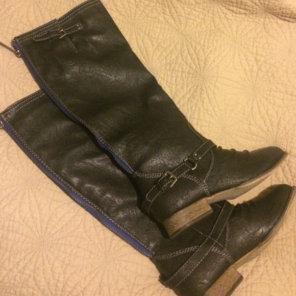 Black knee high boots