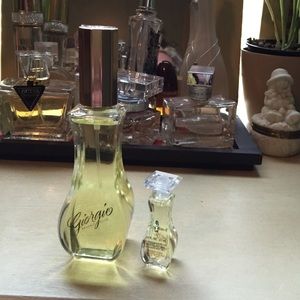 Georgio of Beverly Hills perfume set