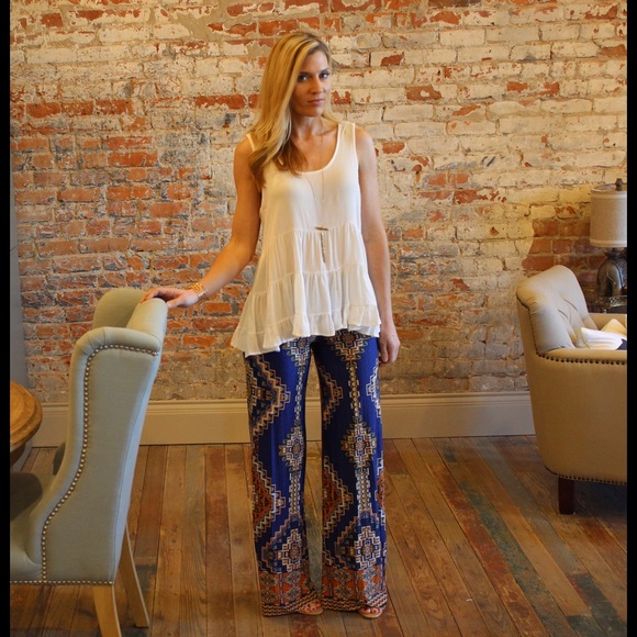 Sleeveless crochet back baby doll top - Picture 2 of 2