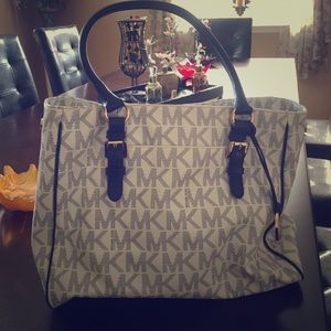 Michael Kors bag