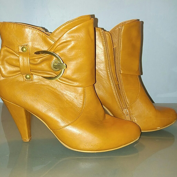 Heels - Picture 1 of 1