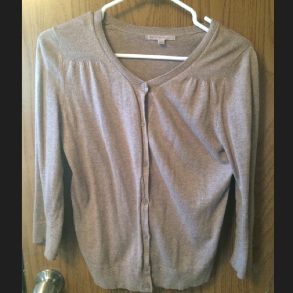 GUC Gap Crew-Neck Cardigan in Heather - Size XS